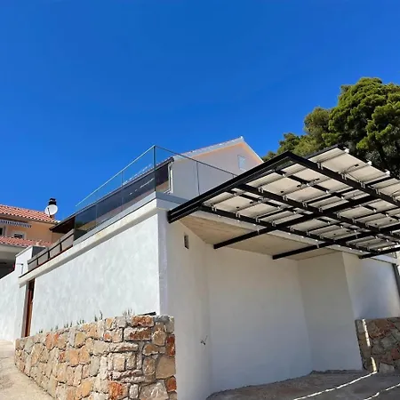 Isolated With A Swimming Pool Cove Tvrdni Dolac, Hvar - 6112 Apartamento