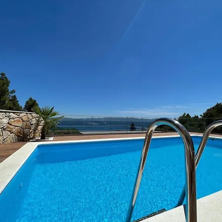 Isolated With A Swimming Pool Cove Tvrdni Dolac, Hvar - 6112