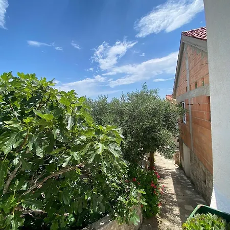 Seaside Secluded Cove Tvrdni Dolac, Hvar - 12655 Gdinj